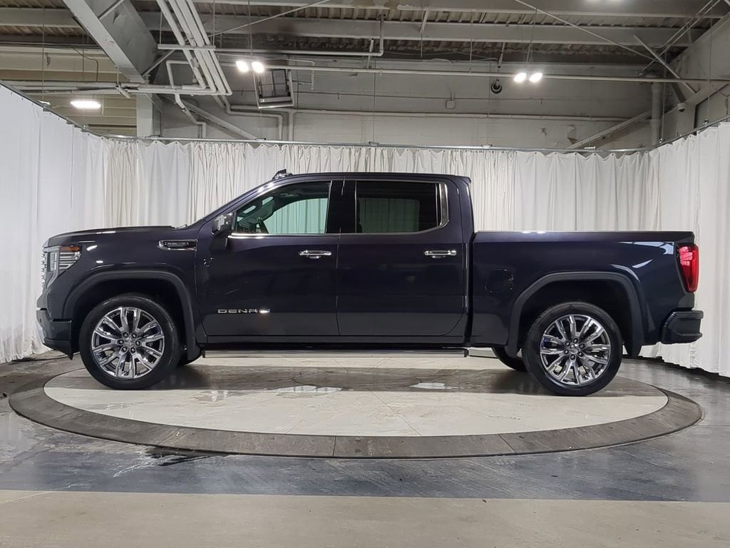 Thumbnail: 2023 GMC Sierra 1500 - 11