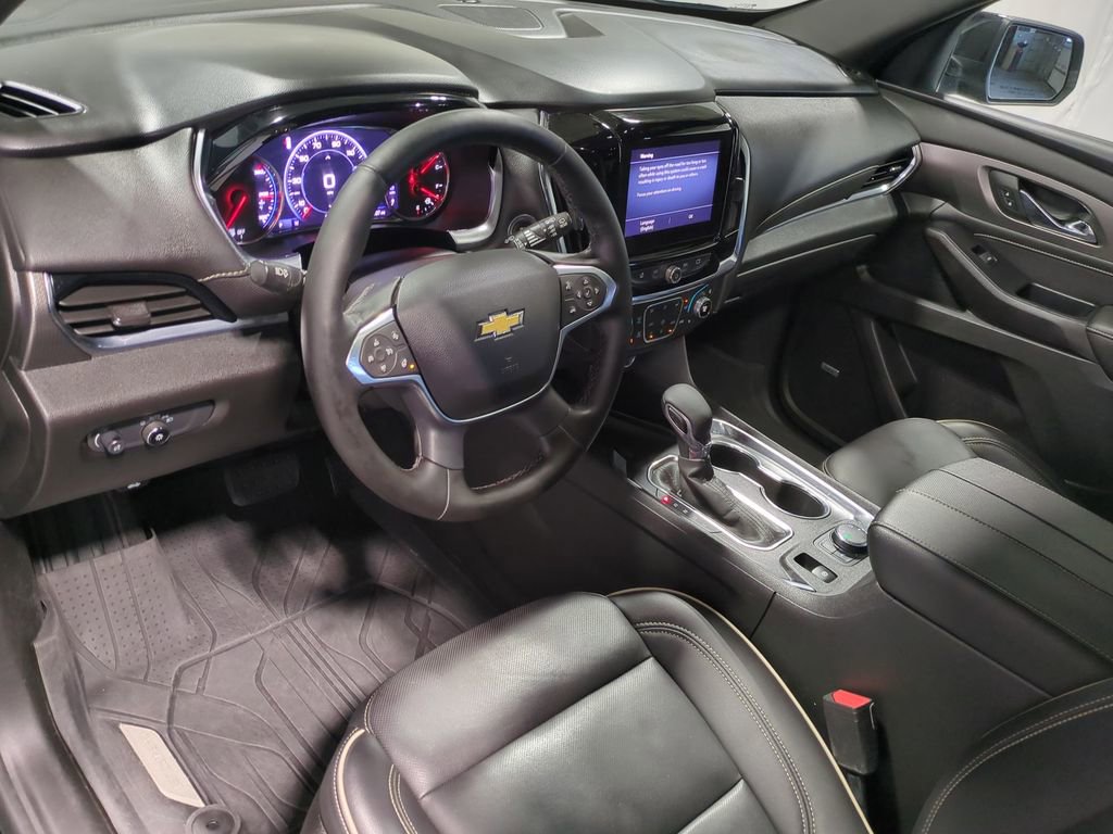 Thumbnail: 2023 Chevrolet Traverse - 10