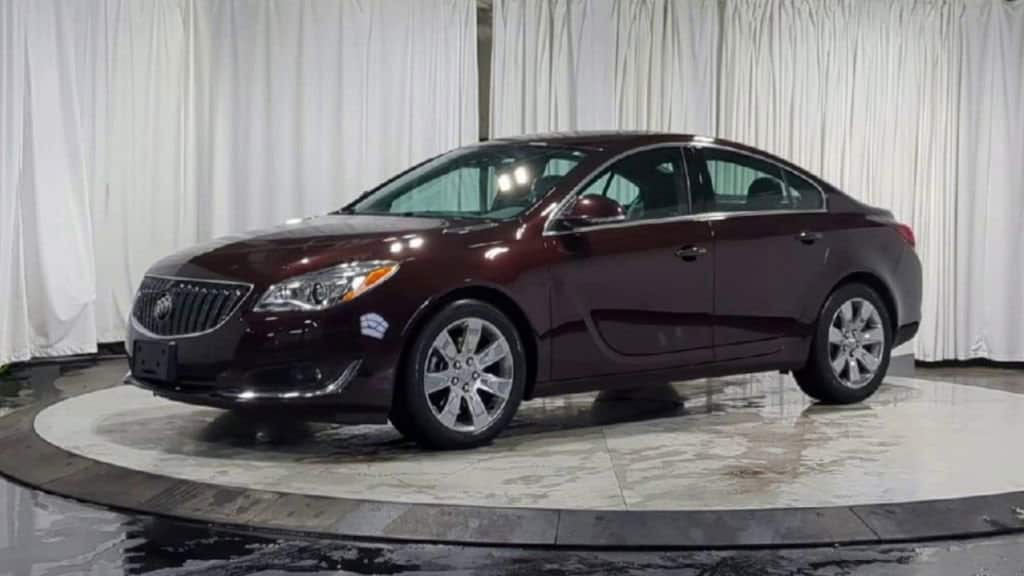 Thumbnail: 2017 Buick Regal - 5