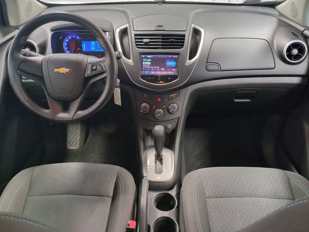 Thumbnail: 2016 Chevrolet Trax - 17