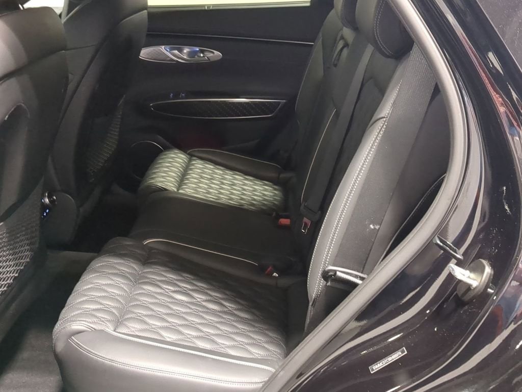 Thumbnail: 2024 Genesis GV70 - 23