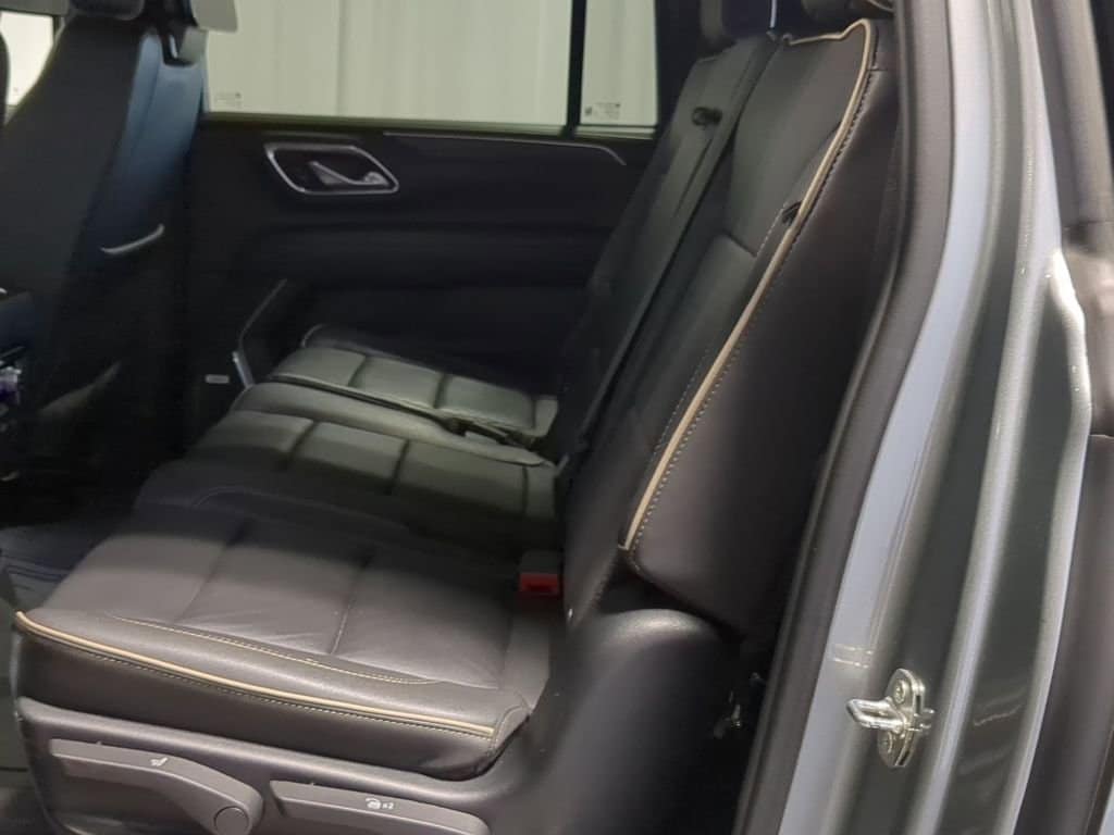 Thumbnail: 2023 GMC Yukon XL - 20