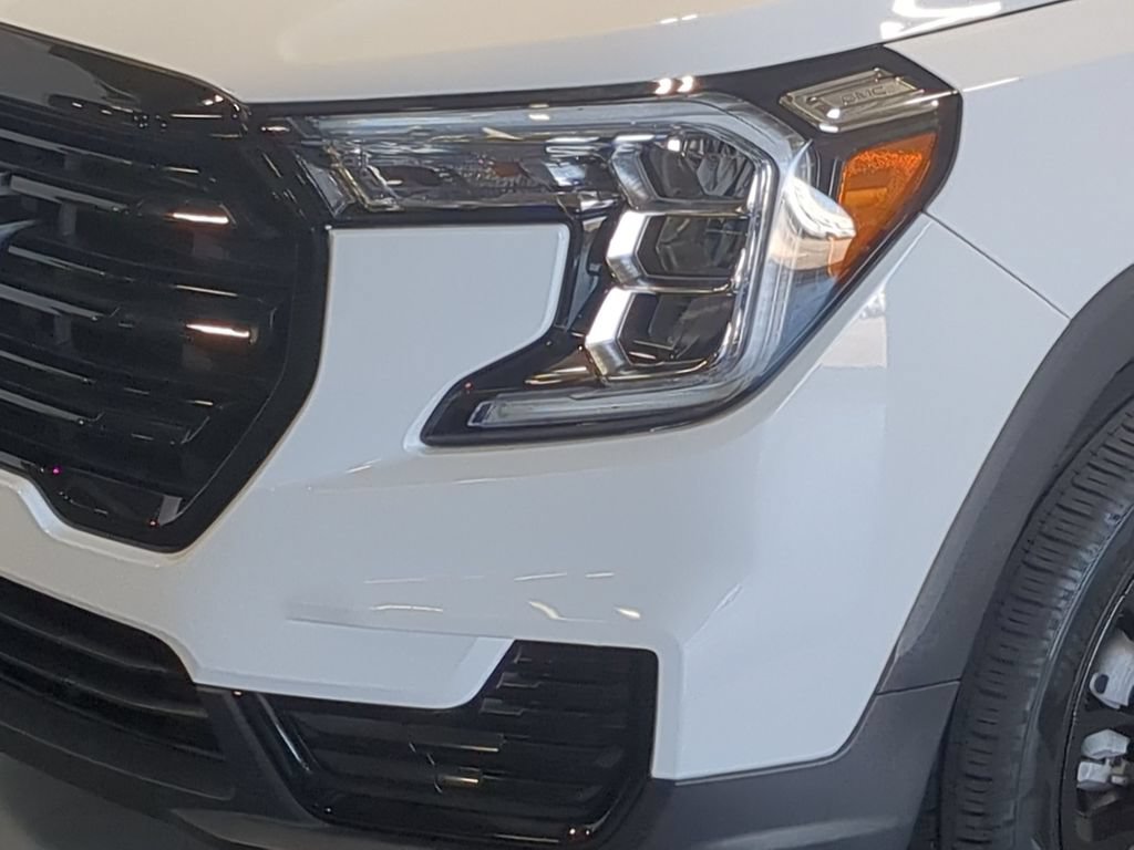 Thumbnail: 2023 GMC Terrain - 14