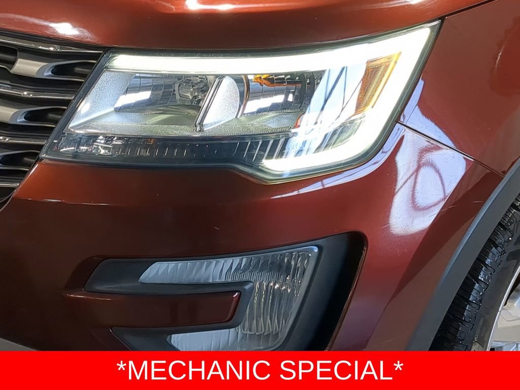 Thumbnail: 2016 Ford Explorer - 18