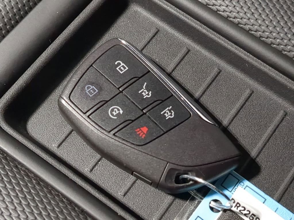 Thumbnail: 2023 Chevrolet Suburban - 42