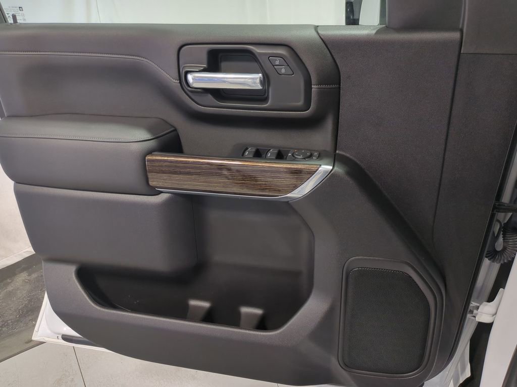 Thumbnail: 2022 GMC Sierra 2500 - 36