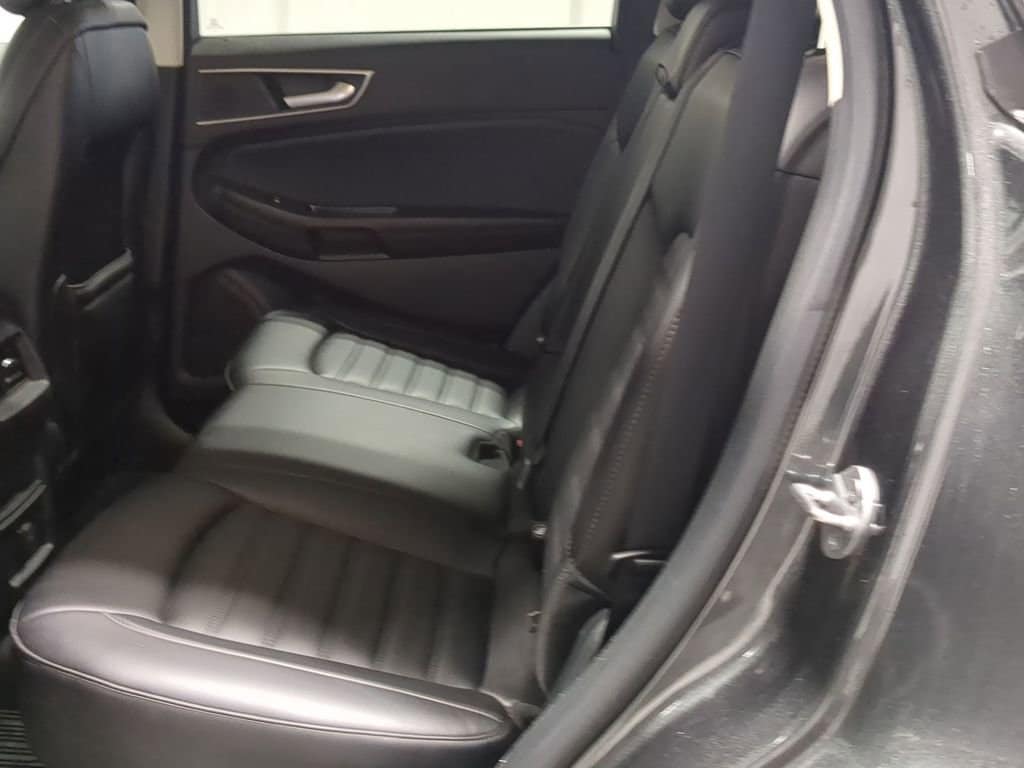 Thumbnail: 2020 Ford Edge - 32