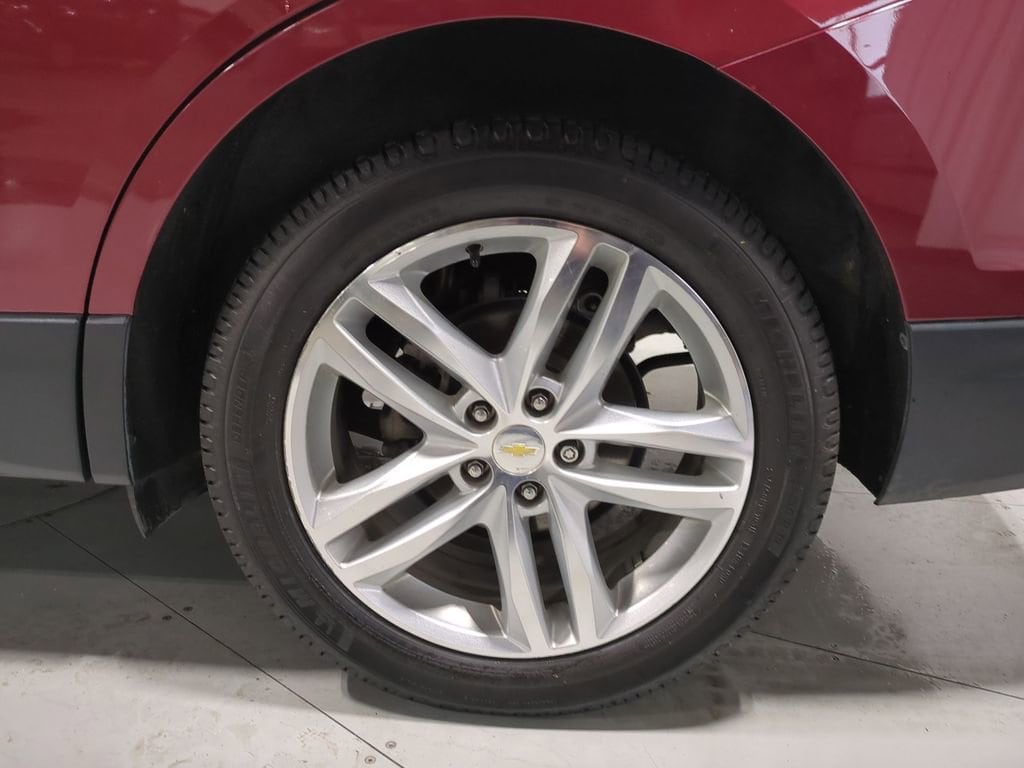 Thumbnail: 2019 Chevrolet Equinox - 17