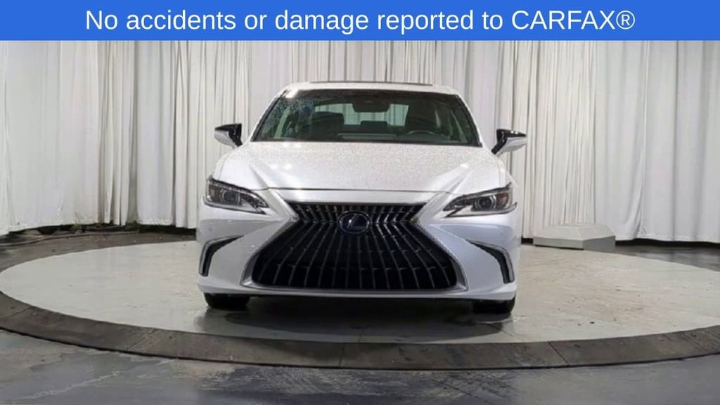 Thumbnail: 2022 Lexus ES - 3