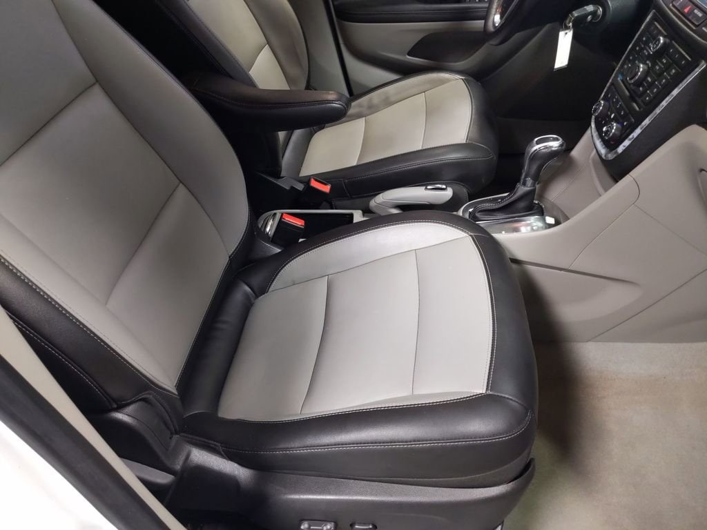 Thumbnail: 2015 Buick Encore - 25
