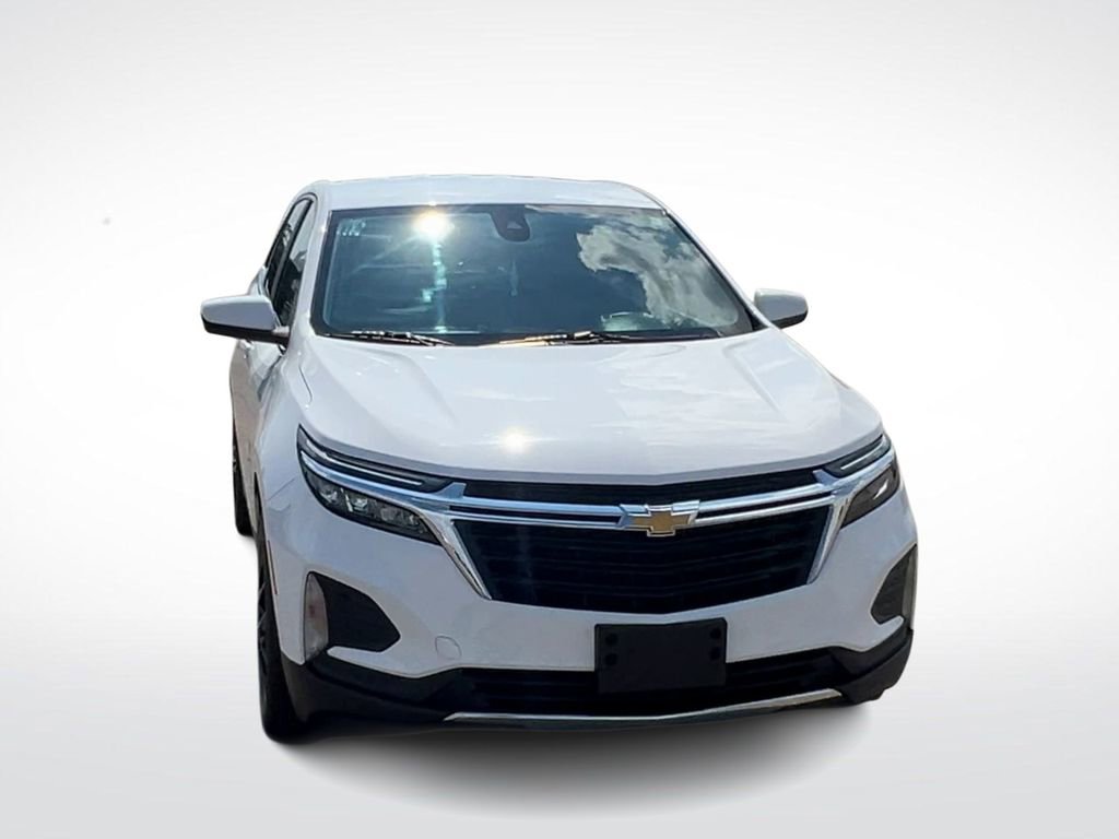2022 Chevrolet Equinox LT photo 3