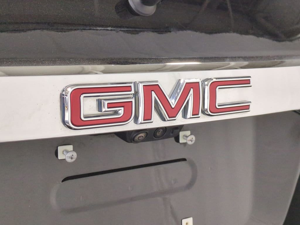 Thumbnail: 2022 GMC Acadia - 14