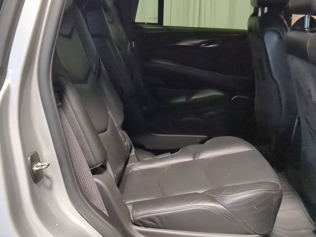 Thumbnail: 2015 Cadillac Escalade - 34