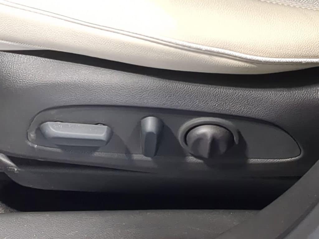 Thumbnail: 2023 Buick Encore GX - 17