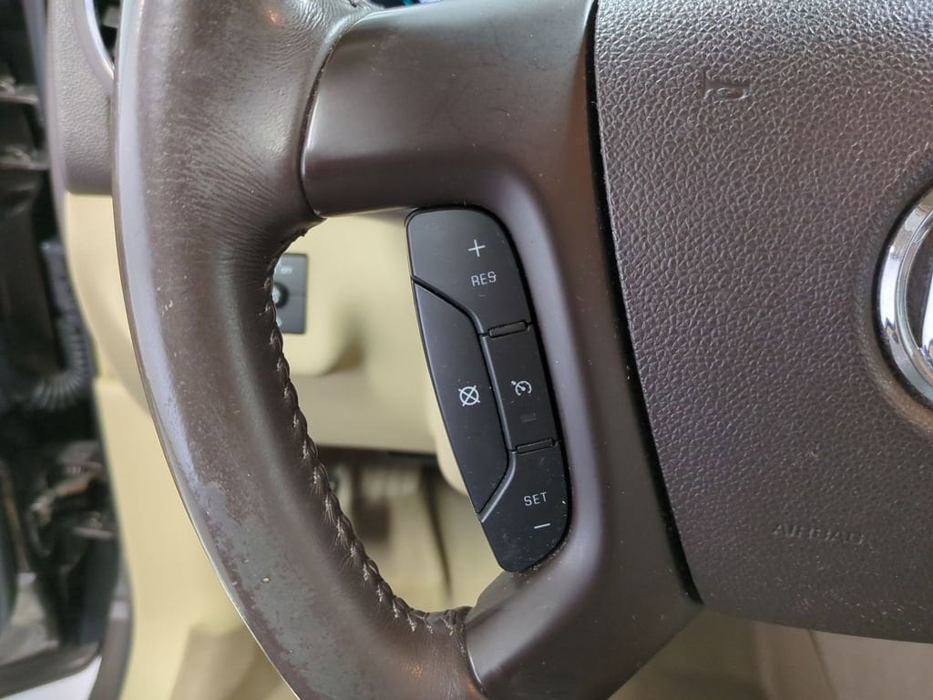 Thumbnail: 2009 Buick Enclave - 28