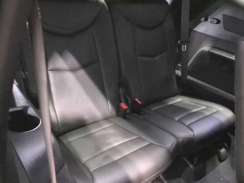 Thumbnail: 2023 Cadillac XT6 - 37