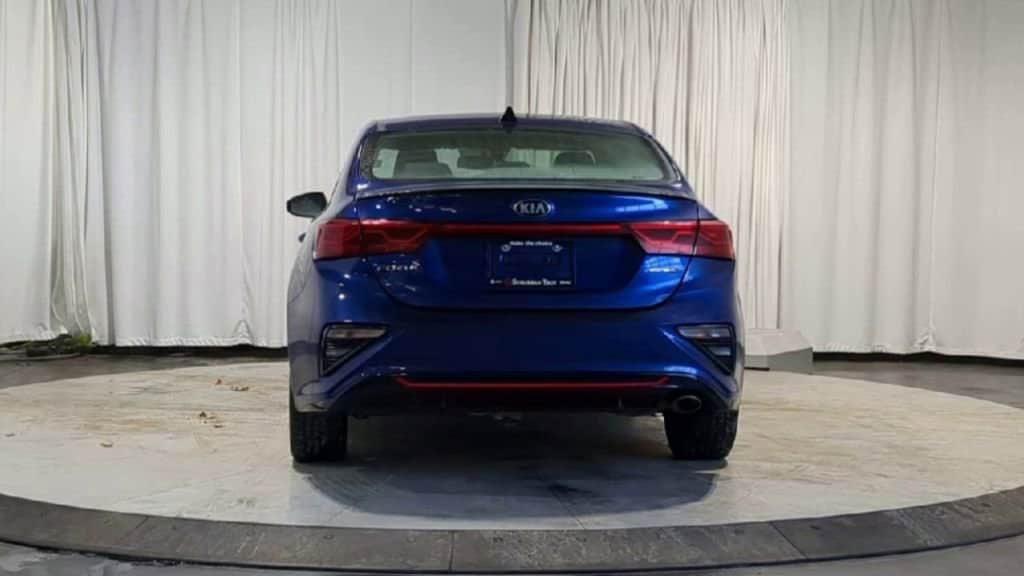 Thumbnail: 2020 Kia Forte - 9