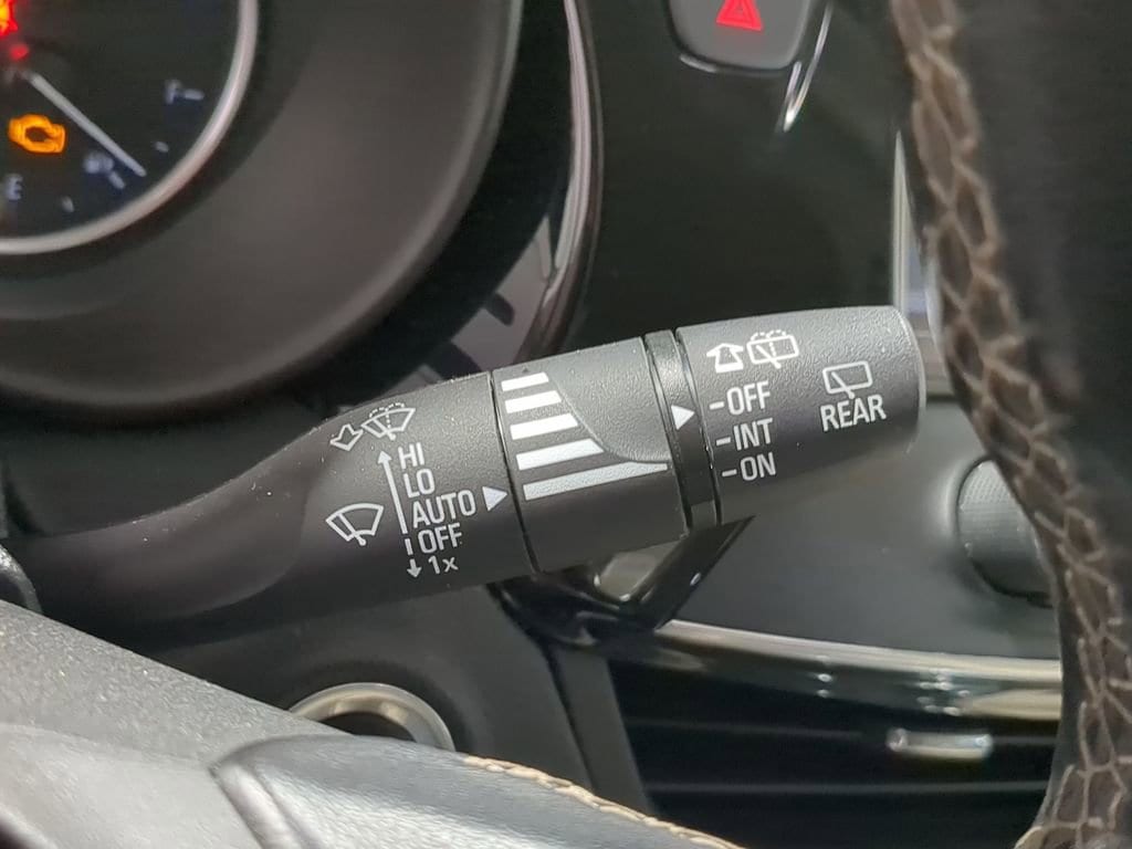 Thumbnail: 2017 Buick Envision - 38