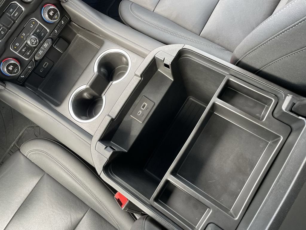 Thumbnail: 2022 Chevrolet Tahoe - 35