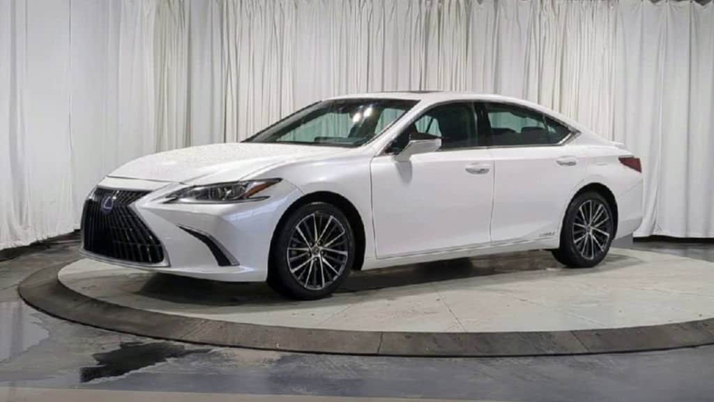 Thumbnail: 2022 Lexus ES - 5