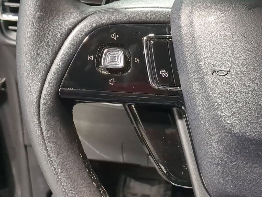 Thumbnail: 2023 Lincoln Corsair - 31