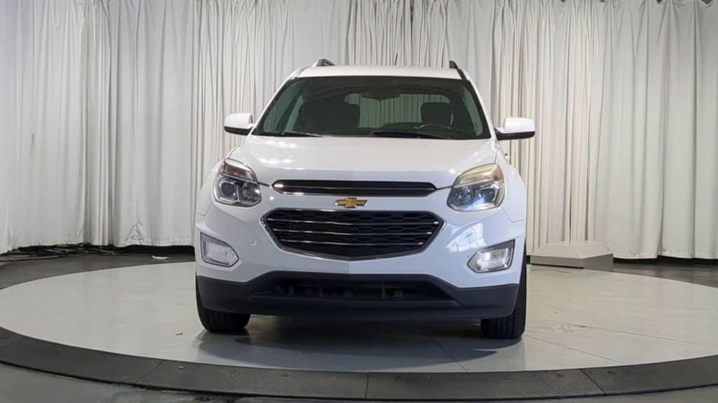 Thumbnail: 2017 Chevrolet Equinox - 3