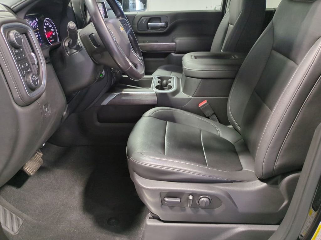 Thumbnail: 2021 Chevrolet Silverado 3500 - 20
