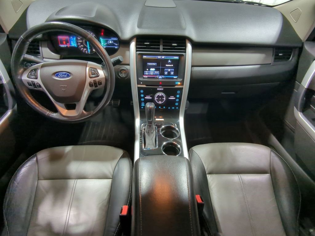 Thumbnail: 2013 Ford Edge - 17
