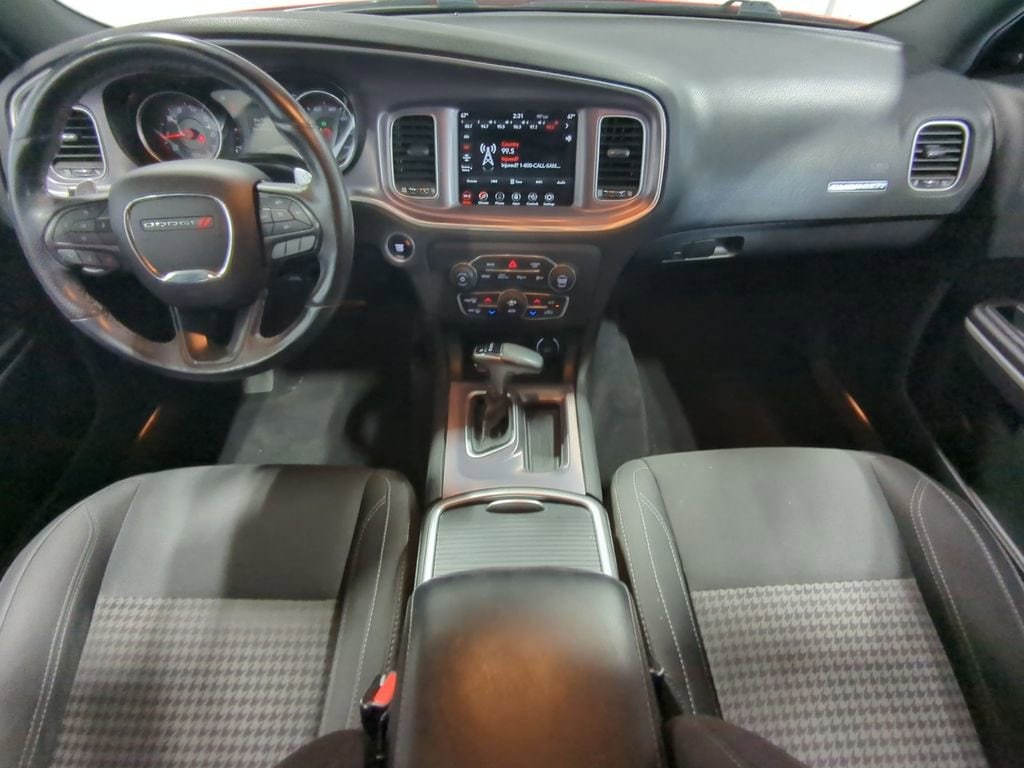 Thumbnail: 2019 Dodge Charger - 18