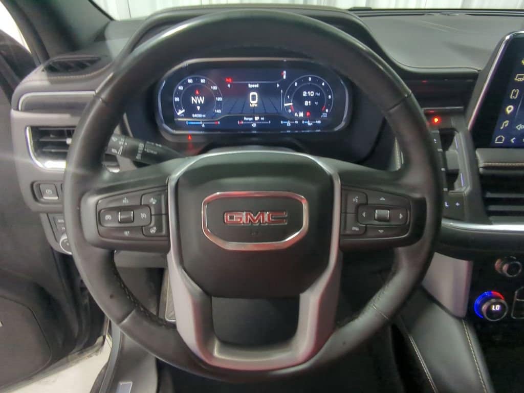 Thumbnail: 2023 GMC Yukon XL - 28