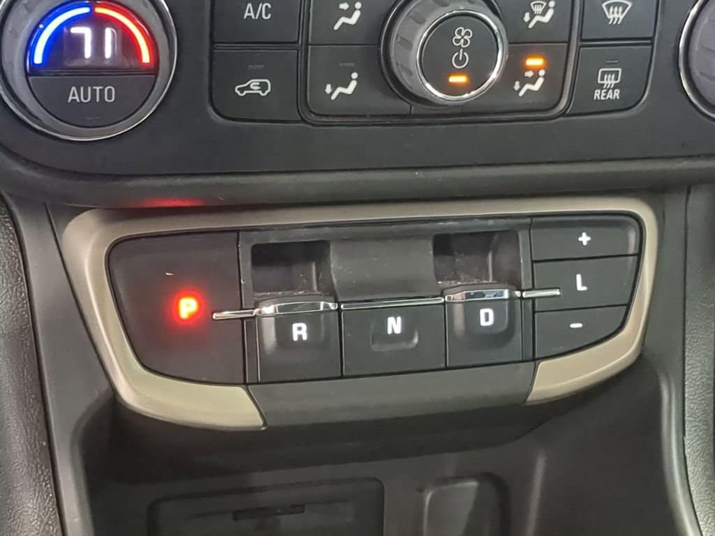 Thumbnail: 2023 GMC Terrain - 41