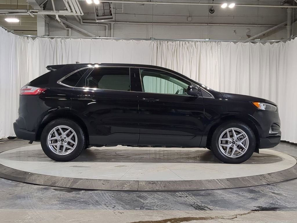 Thumbnail: 2024 Ford Edge - 15