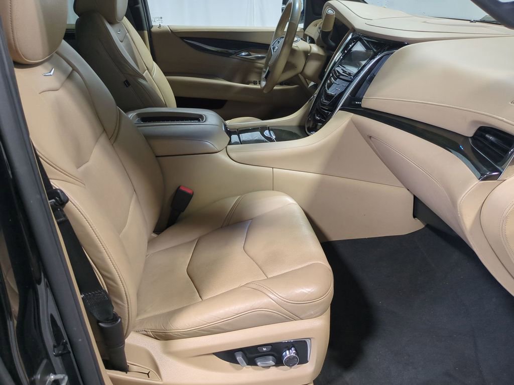 Thumbnail: 2018 Cadillac Escalade - 24