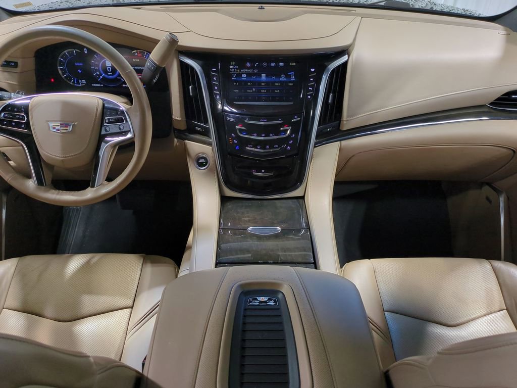 Thumbnail: 2018 Cadillac Escalade - 17