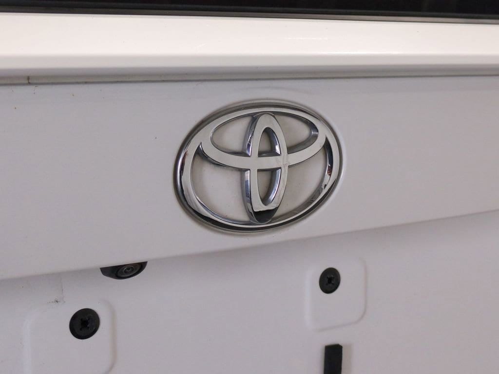 Thumbnail: 2024 Toyota RAV4 - 13