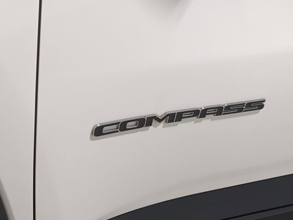Thumbnail: 2019 Jeep Compass - 15