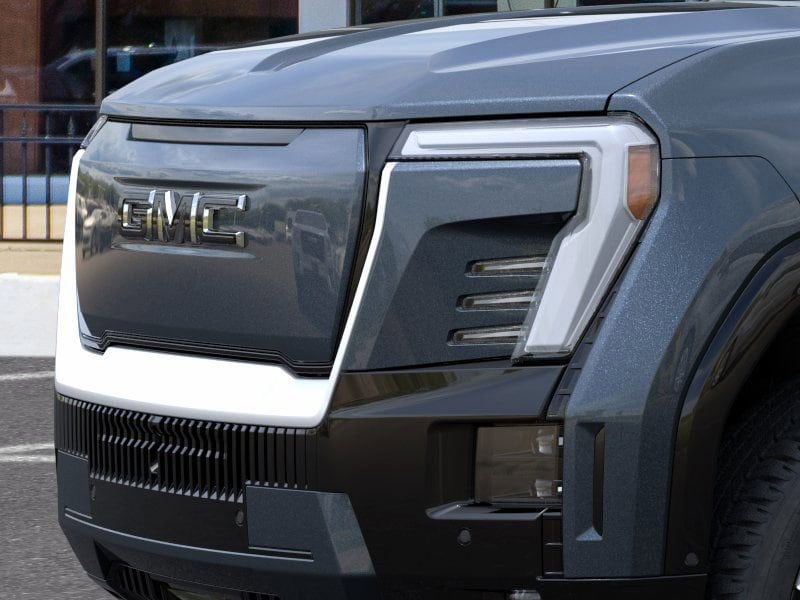 2025 GMC Sierra EV Denali 13