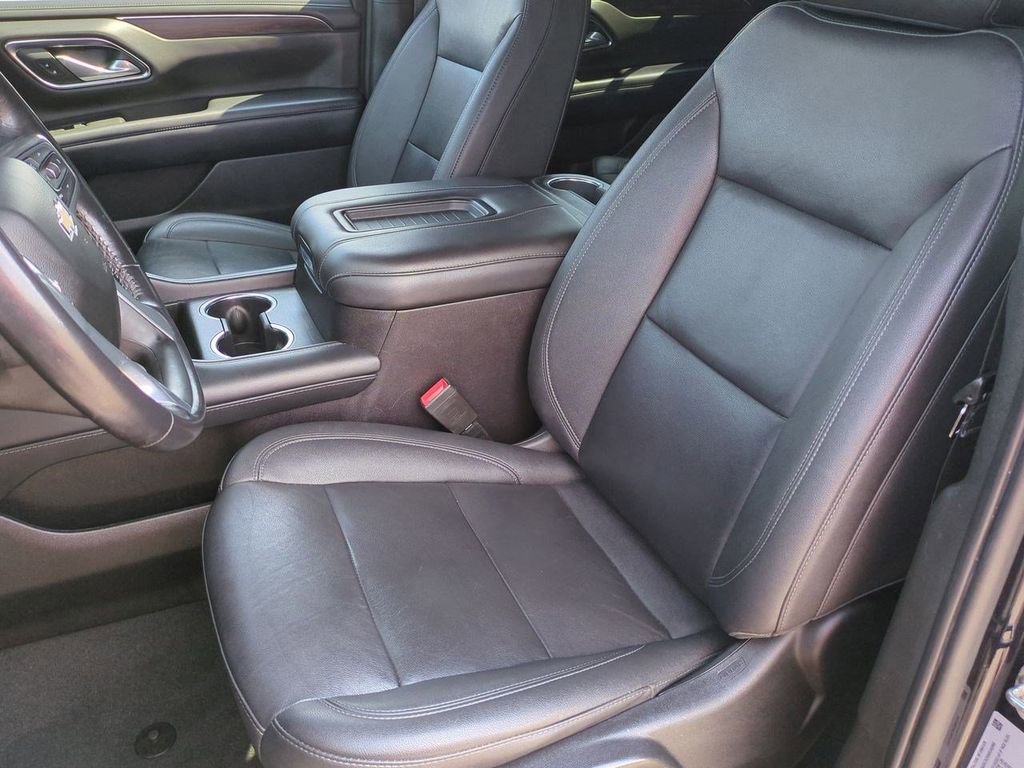 Thumbnail: 2022 Chevrolet Suburban - 17