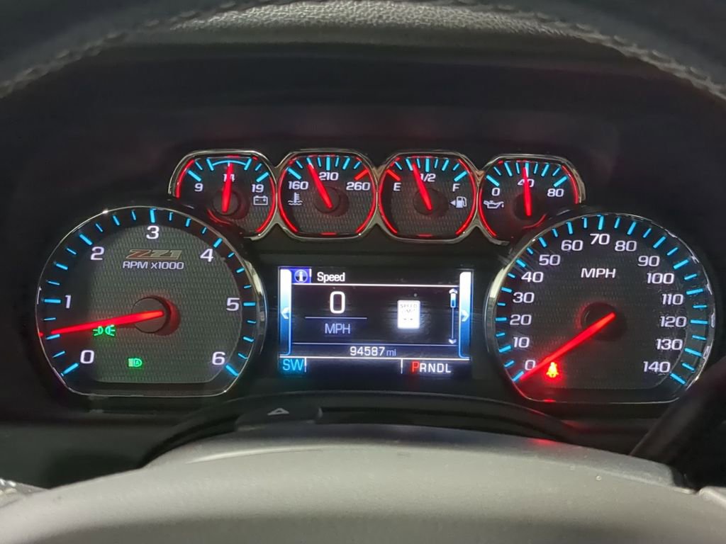 Thumbnail: 2018 Chevrolet Tahoe - 39