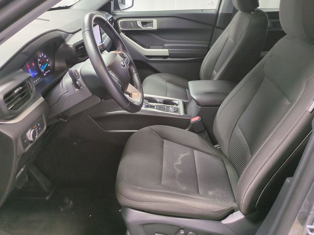2022 Ford Explorer XLT 14