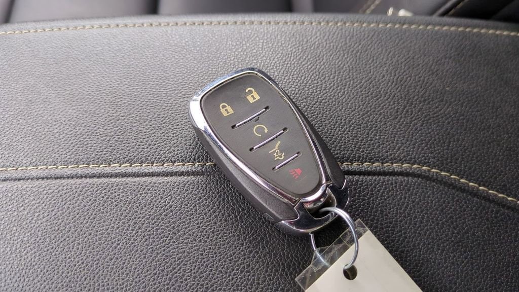 Thumbnail: 2022 Chevrolet Traverse - 43