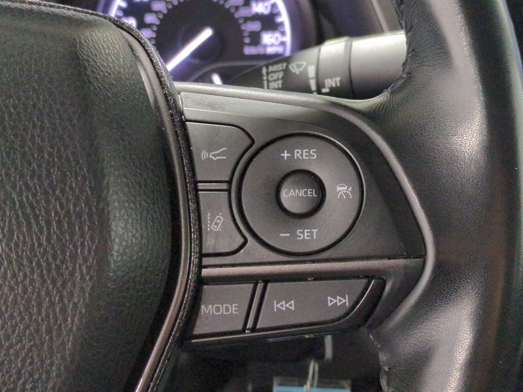 Thumbnail: 2023 Toyota Camry - 23