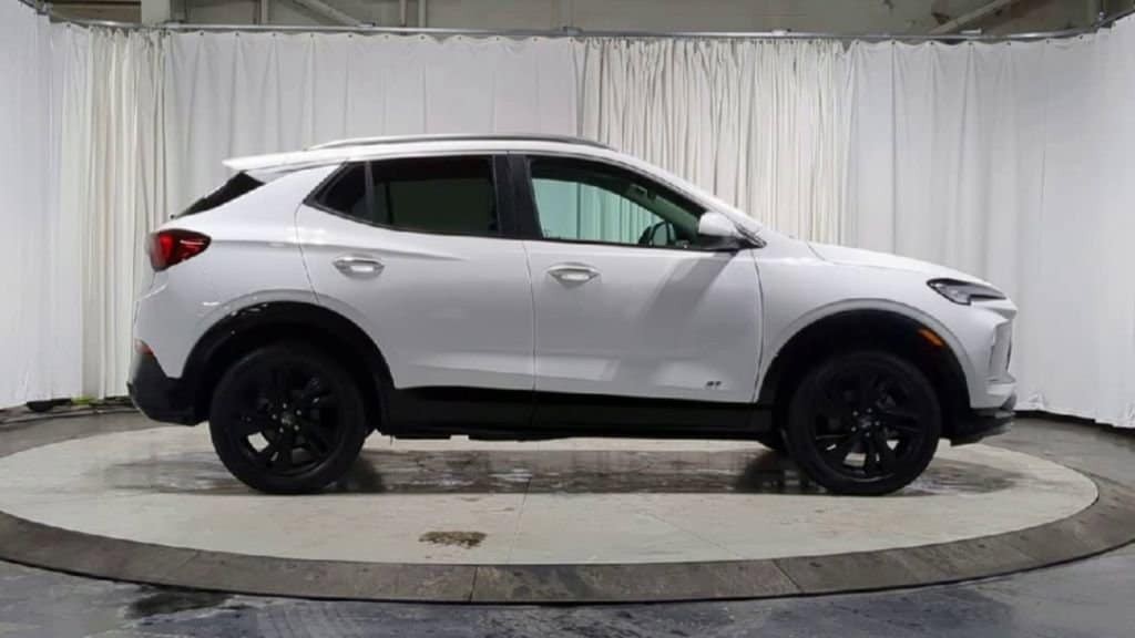 Thumbnail: 2025 Buick Encore GX - 11