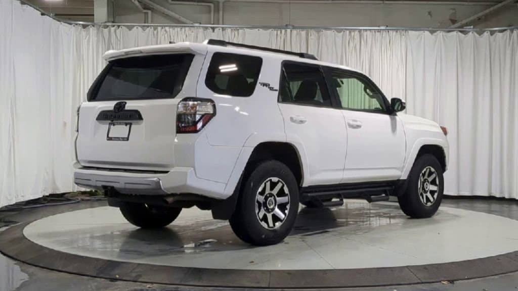 Thumbnail: 2023 Toyota 4Runner - 9