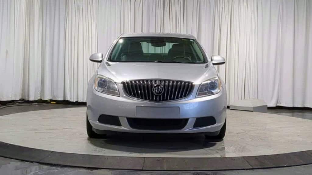 Thumbnail: 2016 Buick Verano - 3