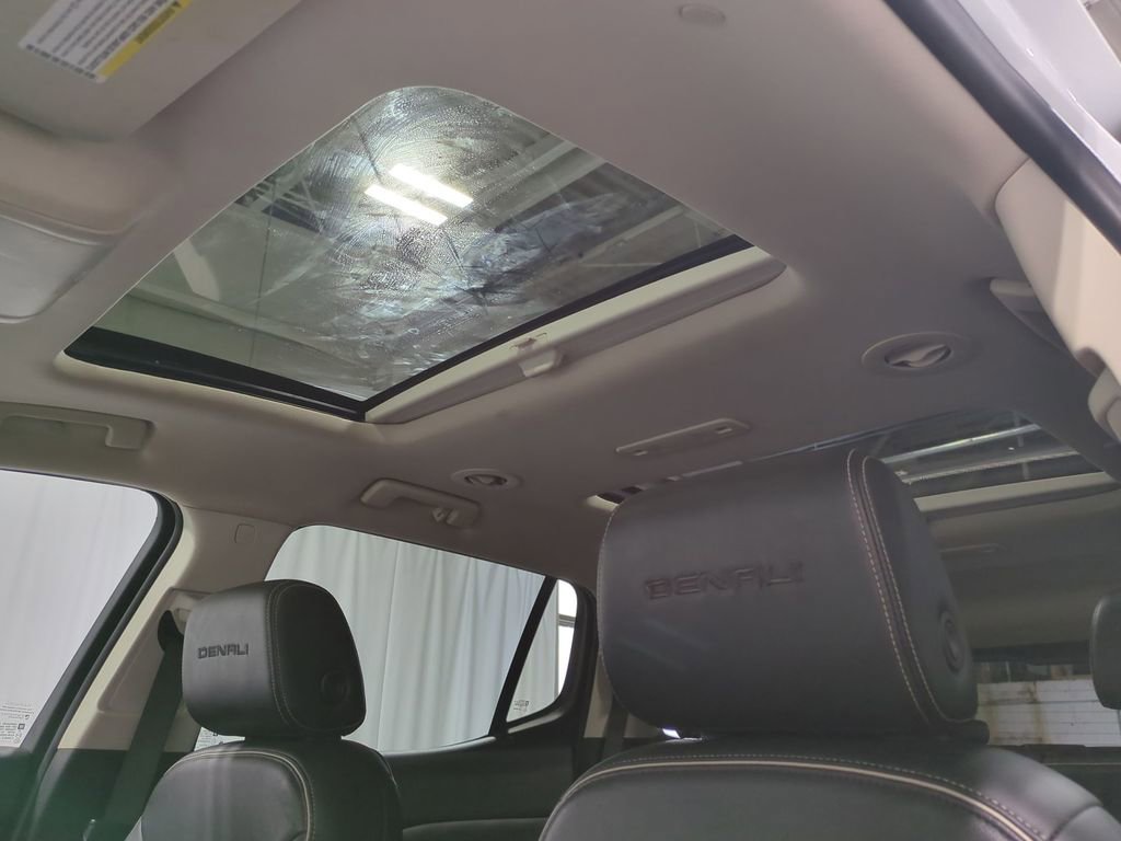 Thumbnail: 2022 GMC Acadia - 23