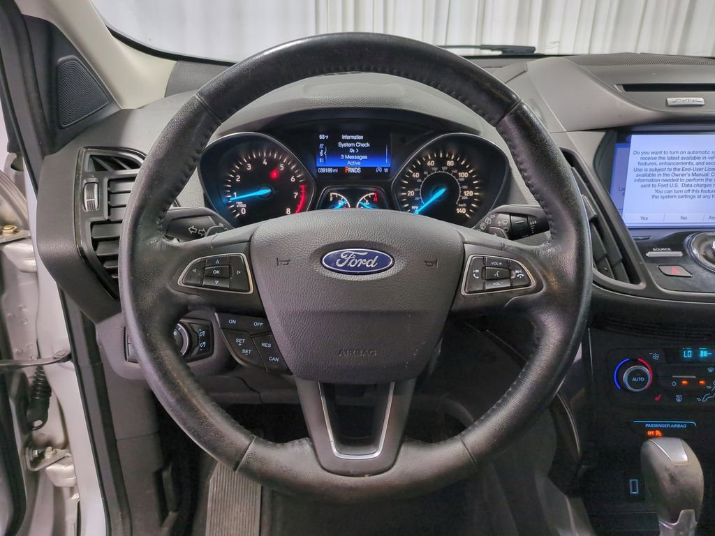 2017 Ford Escape Titanium 20