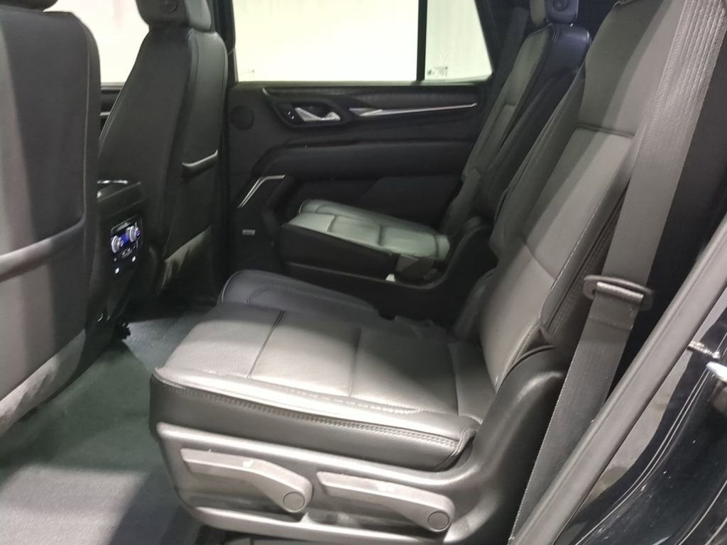 Thumbnail: 2024 GMC Yukon - 33