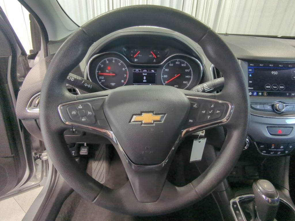Thumbnail: 2019 Chevrolet Cruze - 26