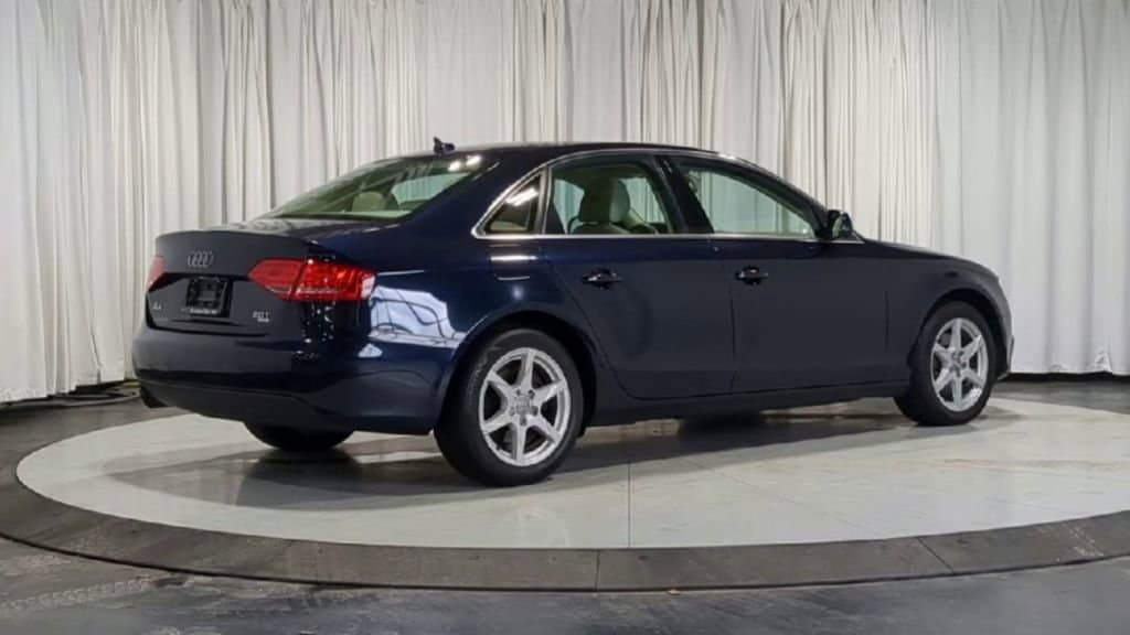 Thumbnail: 2011 Audi A4 - 9